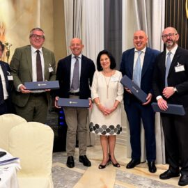  “GENOVA CHIAMA ITALIA: Terminal portuali quale cerniera e hub di sviluppo di città, porti, navi e merci e servizi crocieristico/turistici”